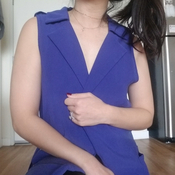 Sleeveless jacket - Picture 4 of 4